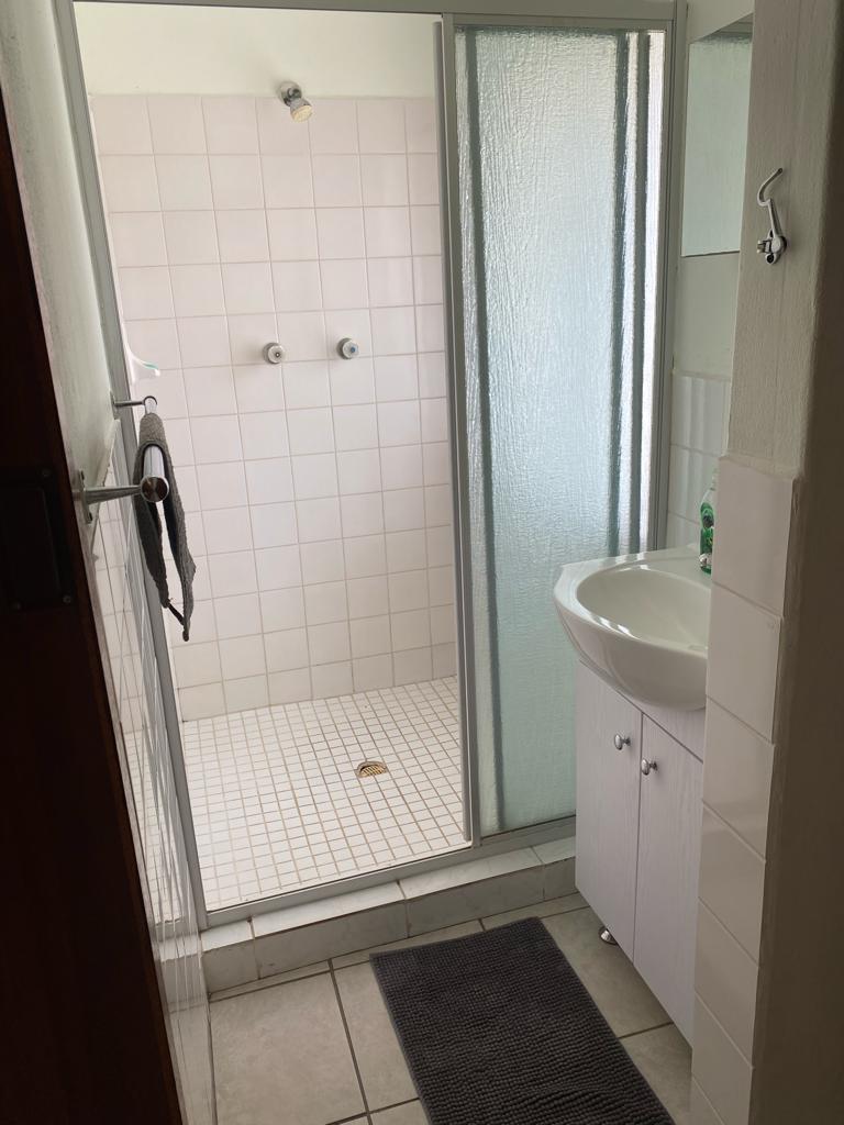 To Let 6 Bedroom Property for Rent in Stilbaai Wes Western Cape